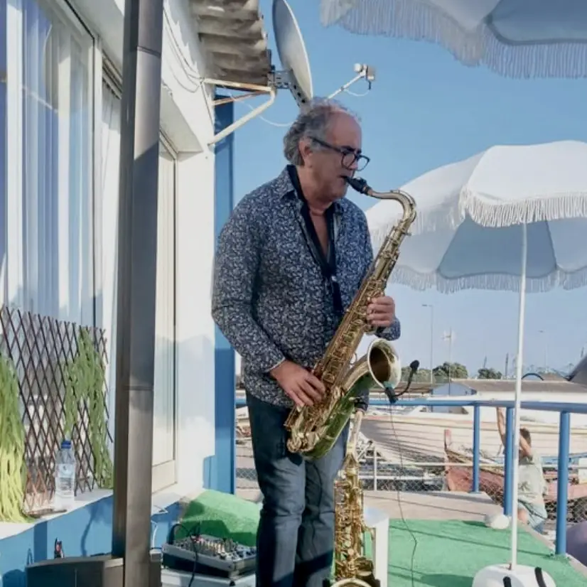 Bar Clube Náutico de Sines Tardes de Música com Fernando Salema