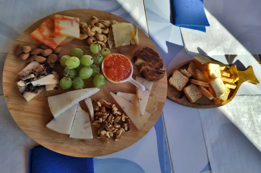 Bar Clube Náutico de Sines Tásbuas de Queijo